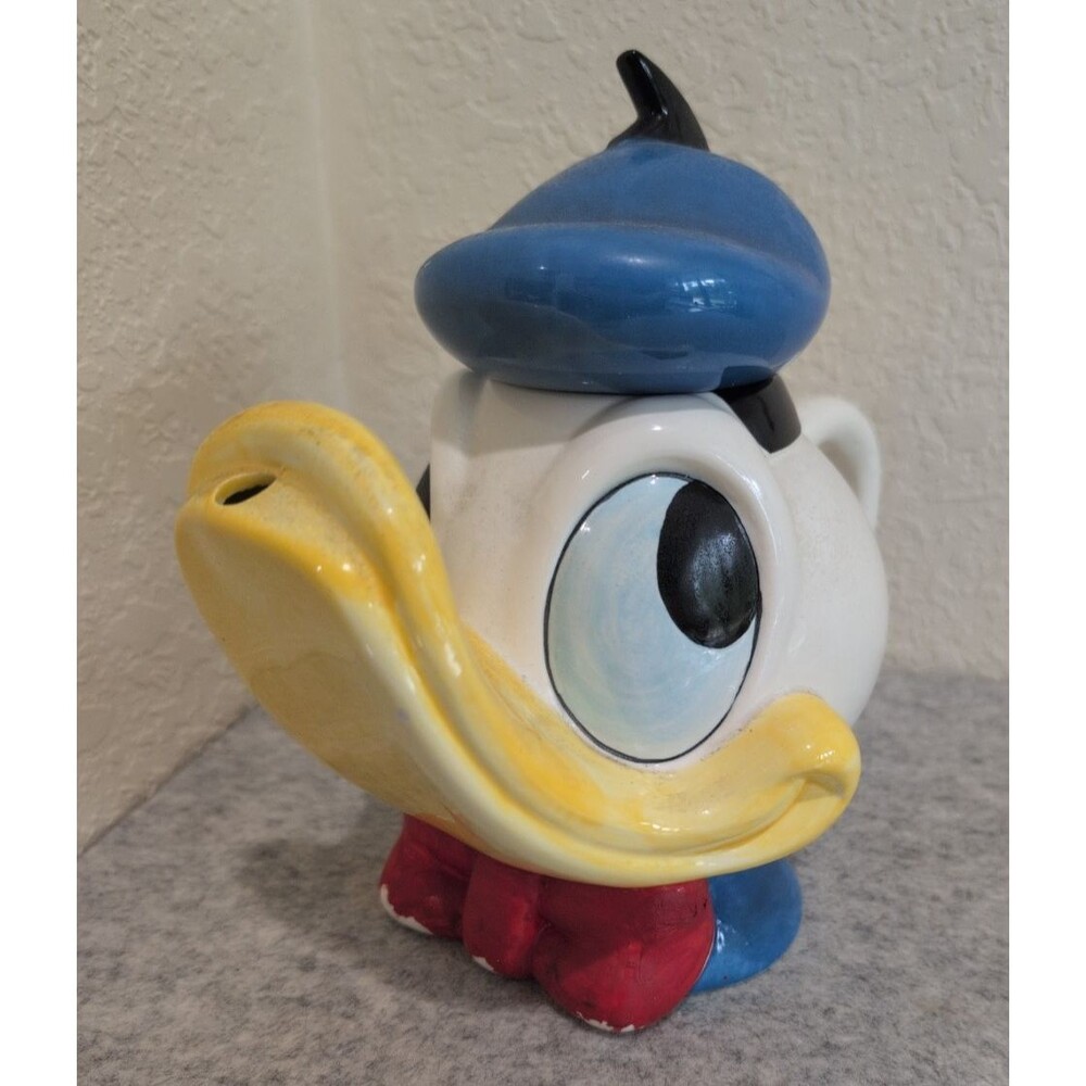 Vintage Disney Donald Duck Ceramic Teapot Collectible Large 9" Watering Can
